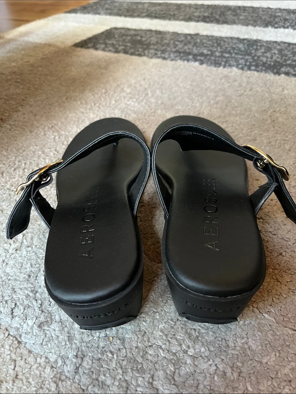 AEROSOLES nwot classic